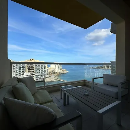 Giuliani Seafront 14