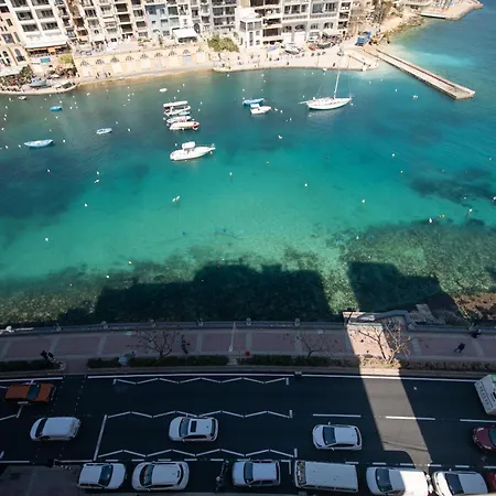 Giuliani Seafront 13