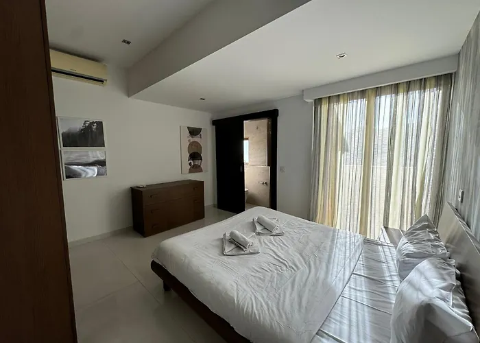 Giuliani Seafront 14 Apartament St. Julian's